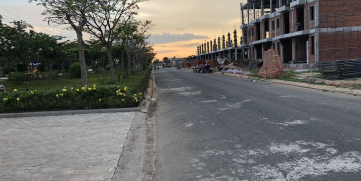 Đất mặt tiền đường Nguyễn Thị Hạnh - phường 6 - Tp Tân An hứa hẹn tiềm lực kinh doanh nổi trội