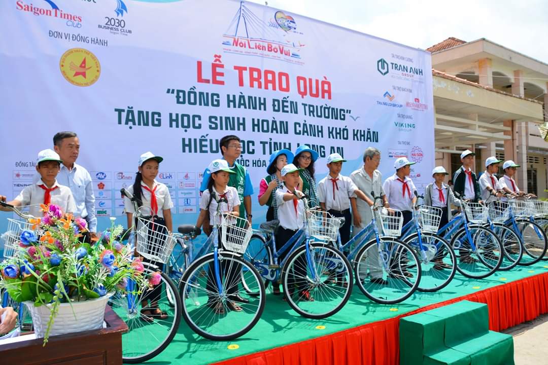 Caravan Thiện Nguyện của Trần Anh Group-1