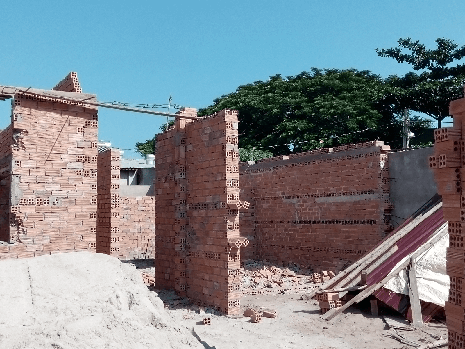 Xây nhà ở trên đất thuê, có được phép? 2