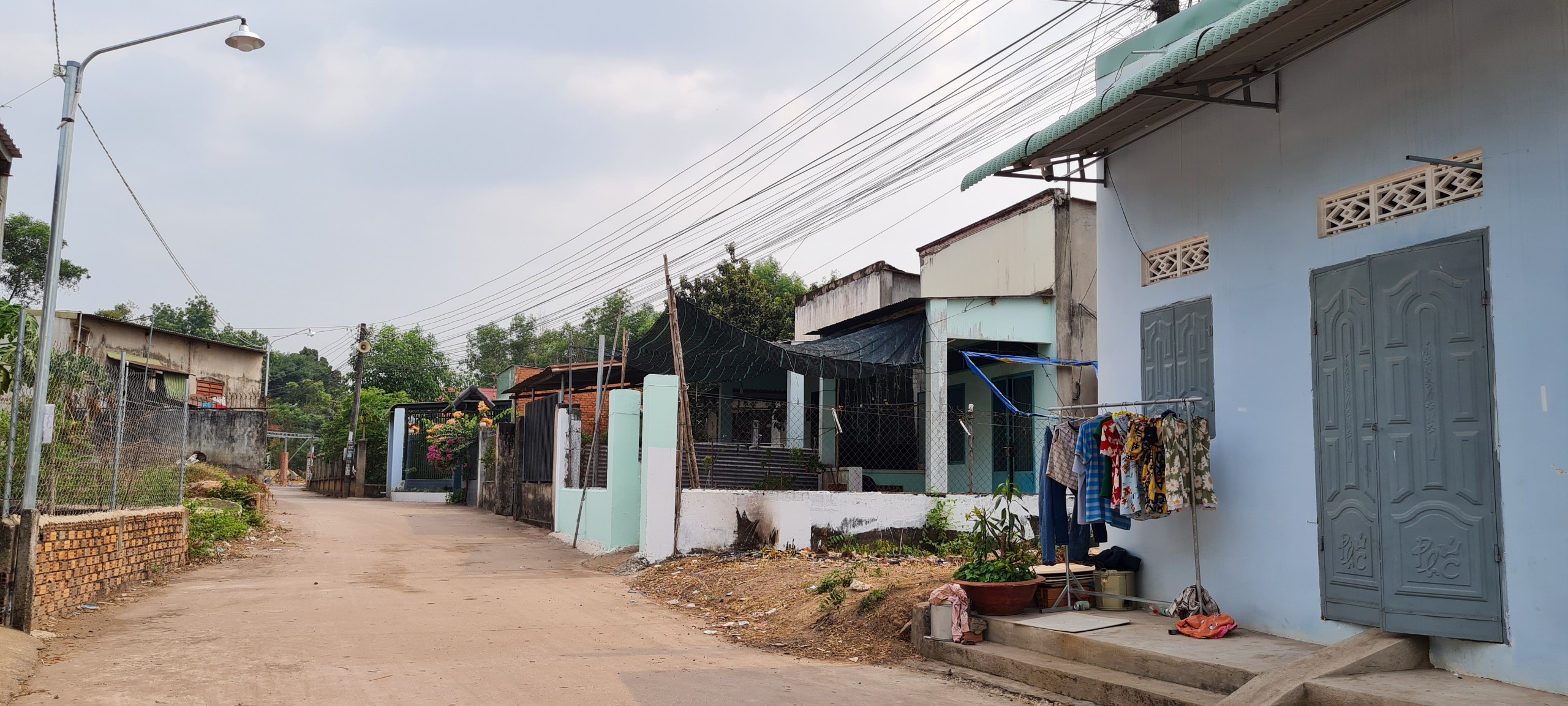 Bán nhà xã Sông Trầu - 1