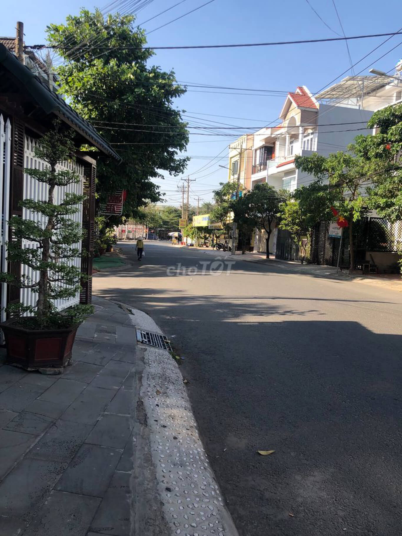 Với lợi thế sở hữu hàng trăm công ty xí nghiệp đóng chân trên địa bàn, mua bán nhà phường An Bình thành phố Biên Hòa rất đắt khách. 1