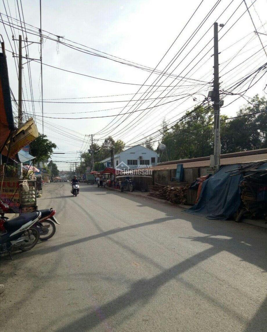 Với lợi thế sở hữu hàng trăm công ty xí nghiệp đóng chân trên địa bàn, mua bán nhà phường An Bình thành phố Biên Hòa rất đắt khách. 2