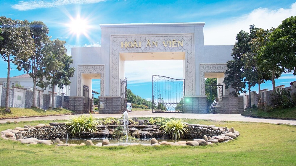 Công viên nghĩa trang Hoài Ân