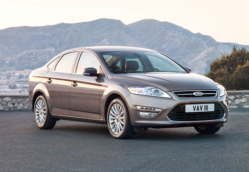 Có nên mua xe Ford Mondeo cũ không?