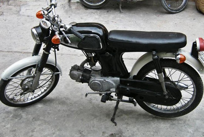 Nên chọn mua xe tại cửa hàng đáng tin cậy