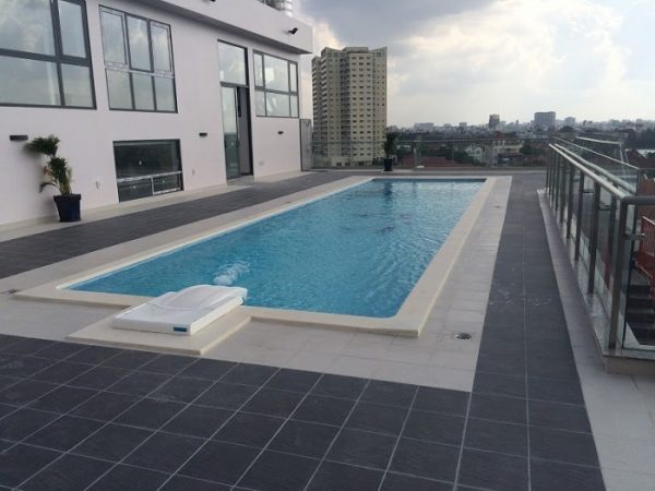 các mẫu bể bơi gia đình đẹp-4