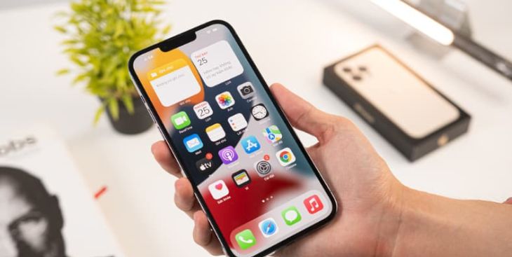 Tomsguide iPhone 13 pro max: Có nên mua hay không?