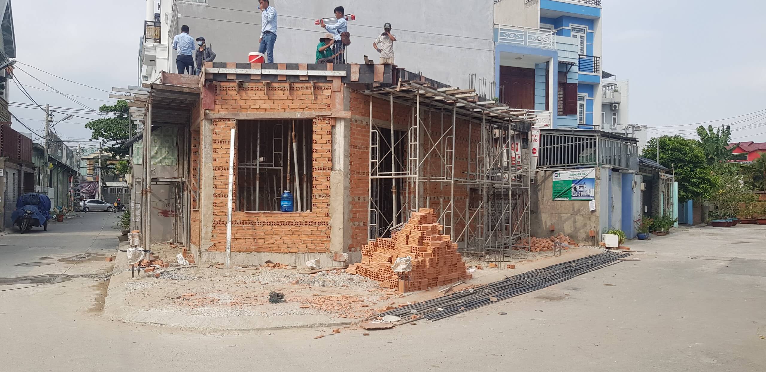 Thi công nhà phố trọn gói - 2